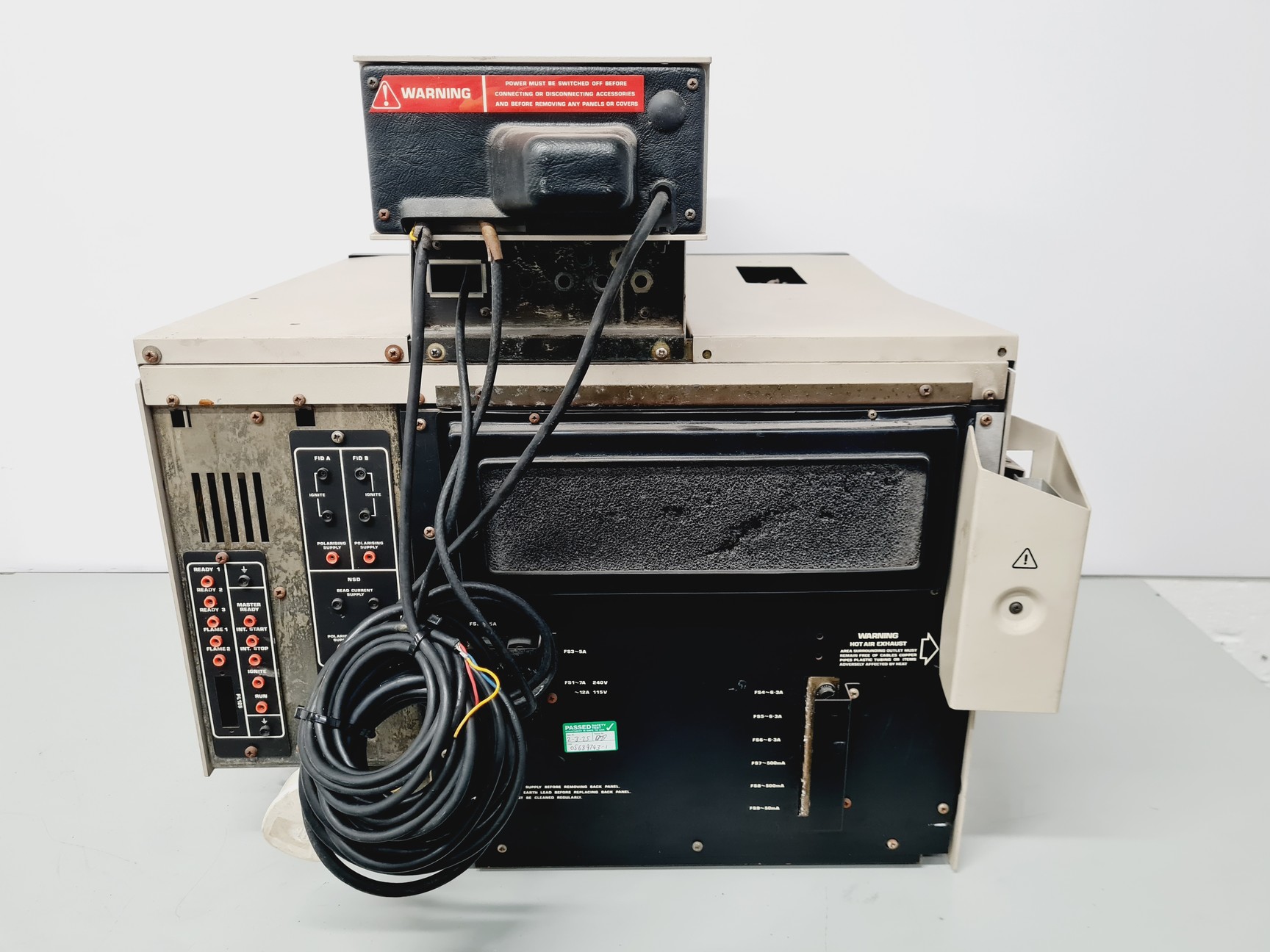 Image of Pye Unicam PU 4550 Gas Chromatograph Lab