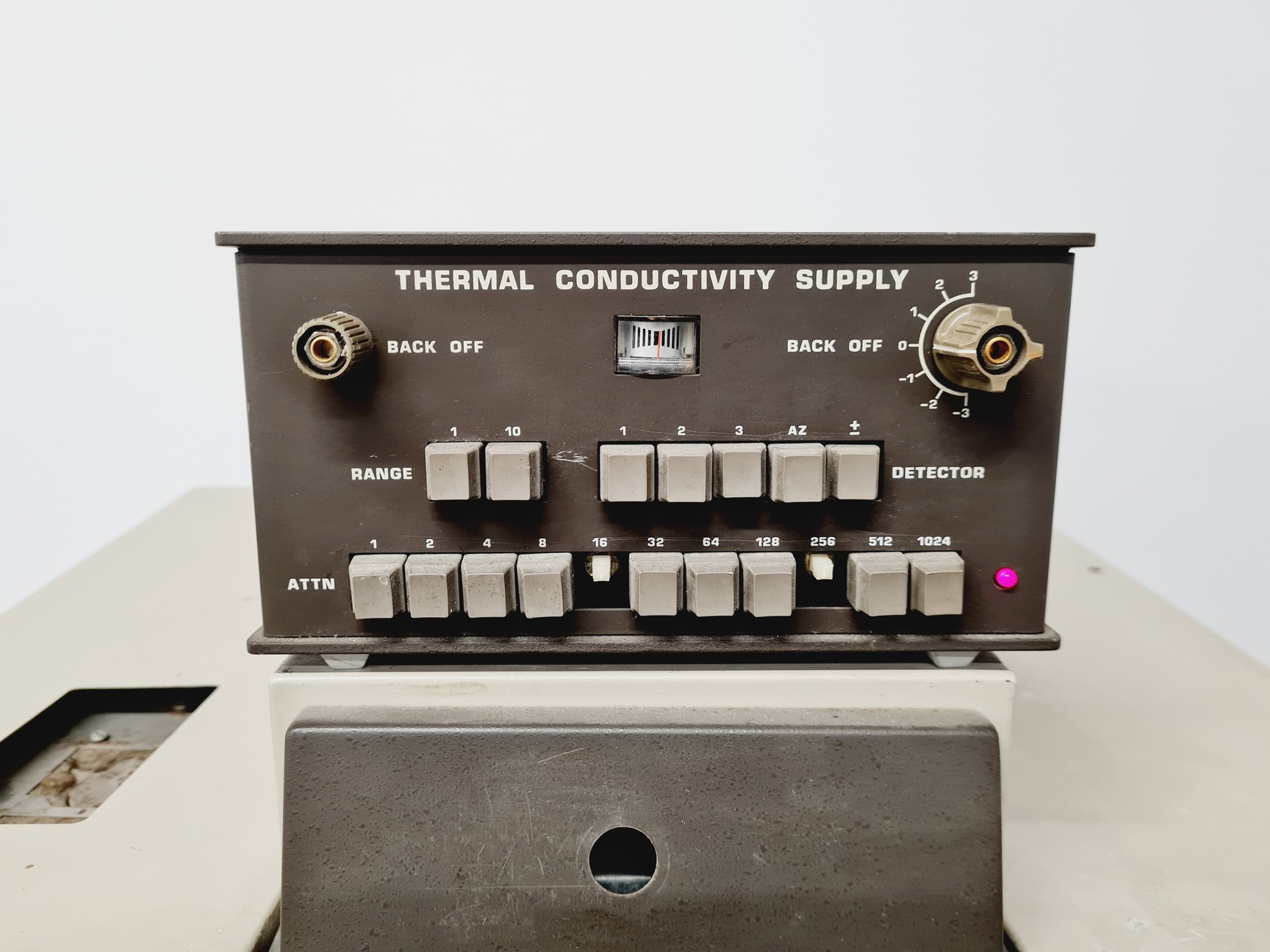 Image of Pye Unicam PU 4550 Gas Chromatograph Lab