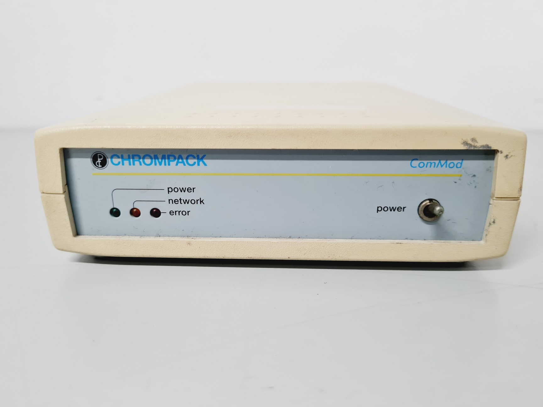 Image of Chrompack CP 9000 Gas Chromatograph System w/ ComMod Lab