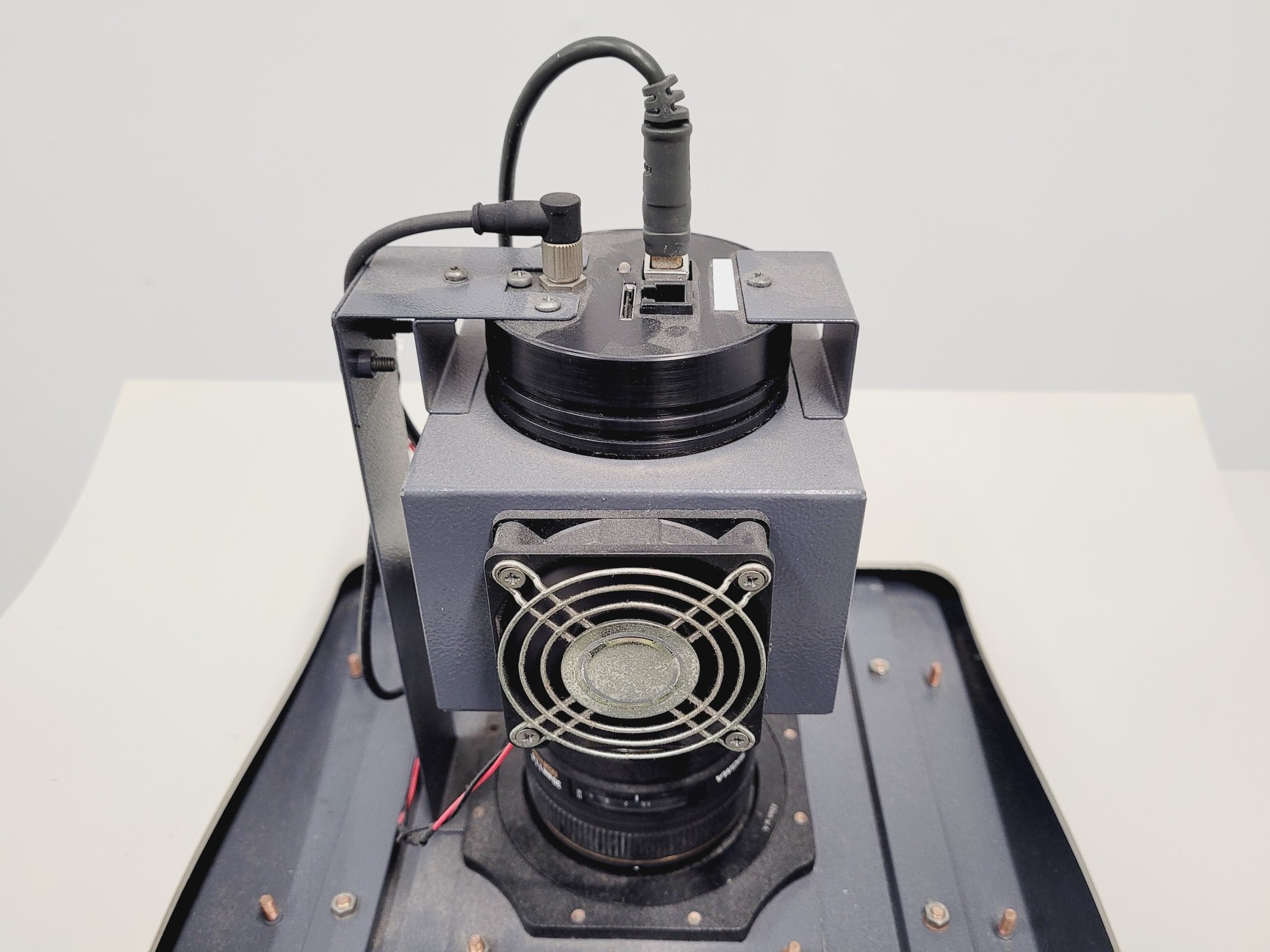 Image of Syngene G:Box 680X HR Chemi Imaging System UV Transilluminator Spares/Repair Lab