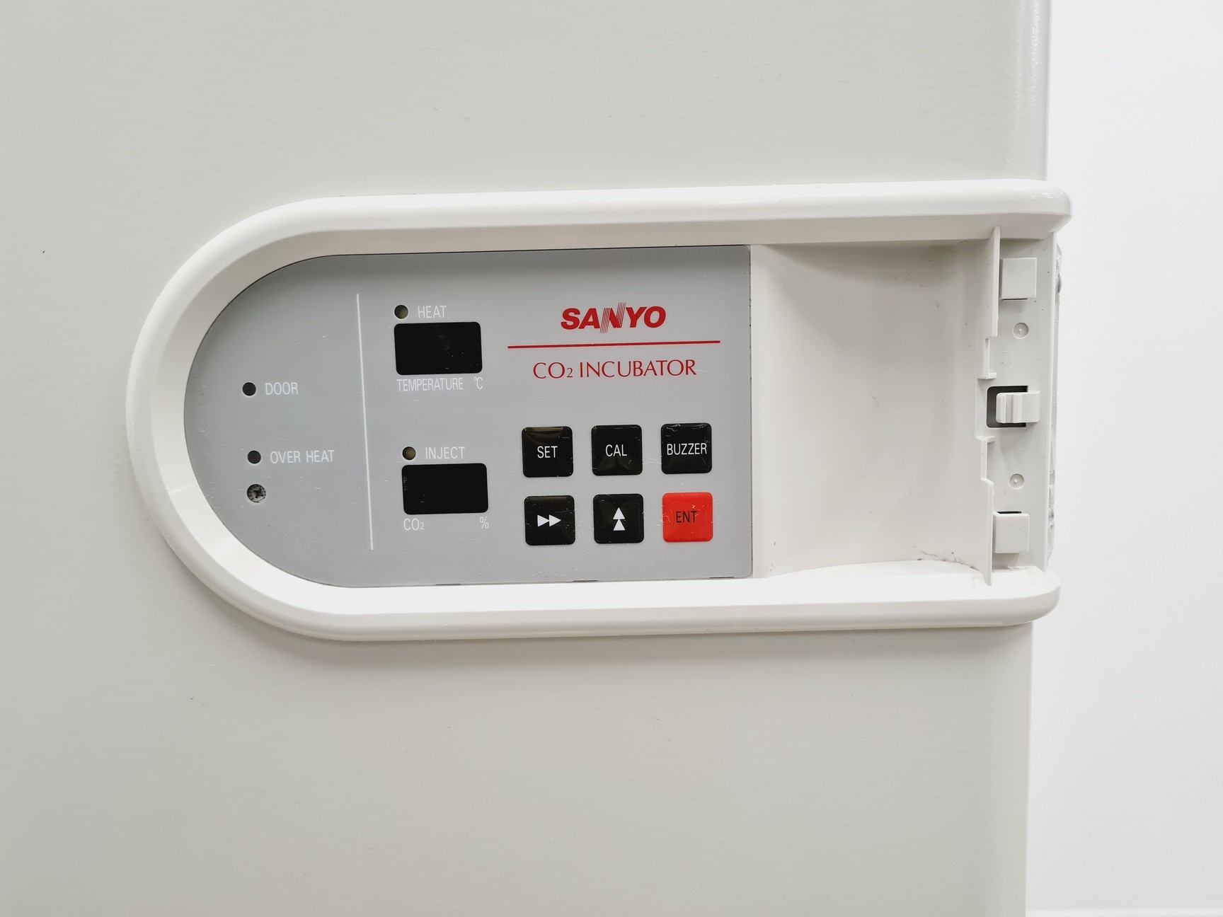 Image of Sanyo MCO-15AC Lab Incubator Co2 Lab