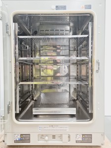 Thumbnail image of Sanyo MCO-18AIC UV Co2 Incubator Lab