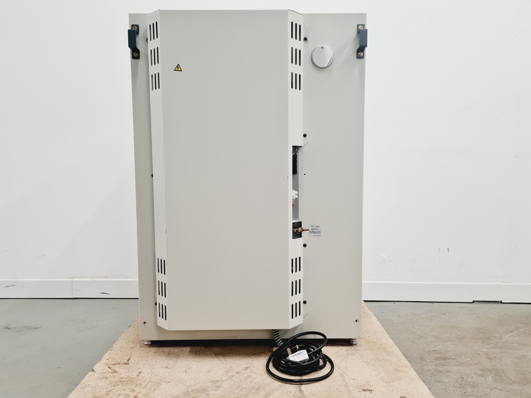 Image of Sanyo MCO-17AI Co2 Incubator Spares/Repair Lab