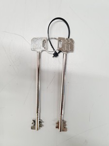 Thumbnail image of Chubb Safes M-400T Type of resistance: Burglary, Fire - Height x 191 cm 