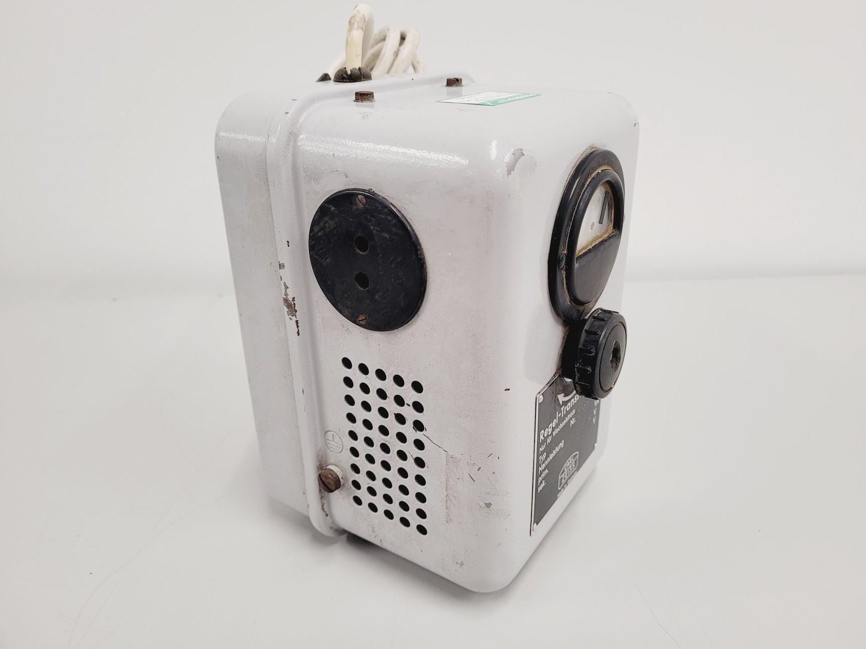 Image of Carl Zeiss Compound Microscope w/ 39 25 33 Transformer 5 x Objectives 10/25/40x