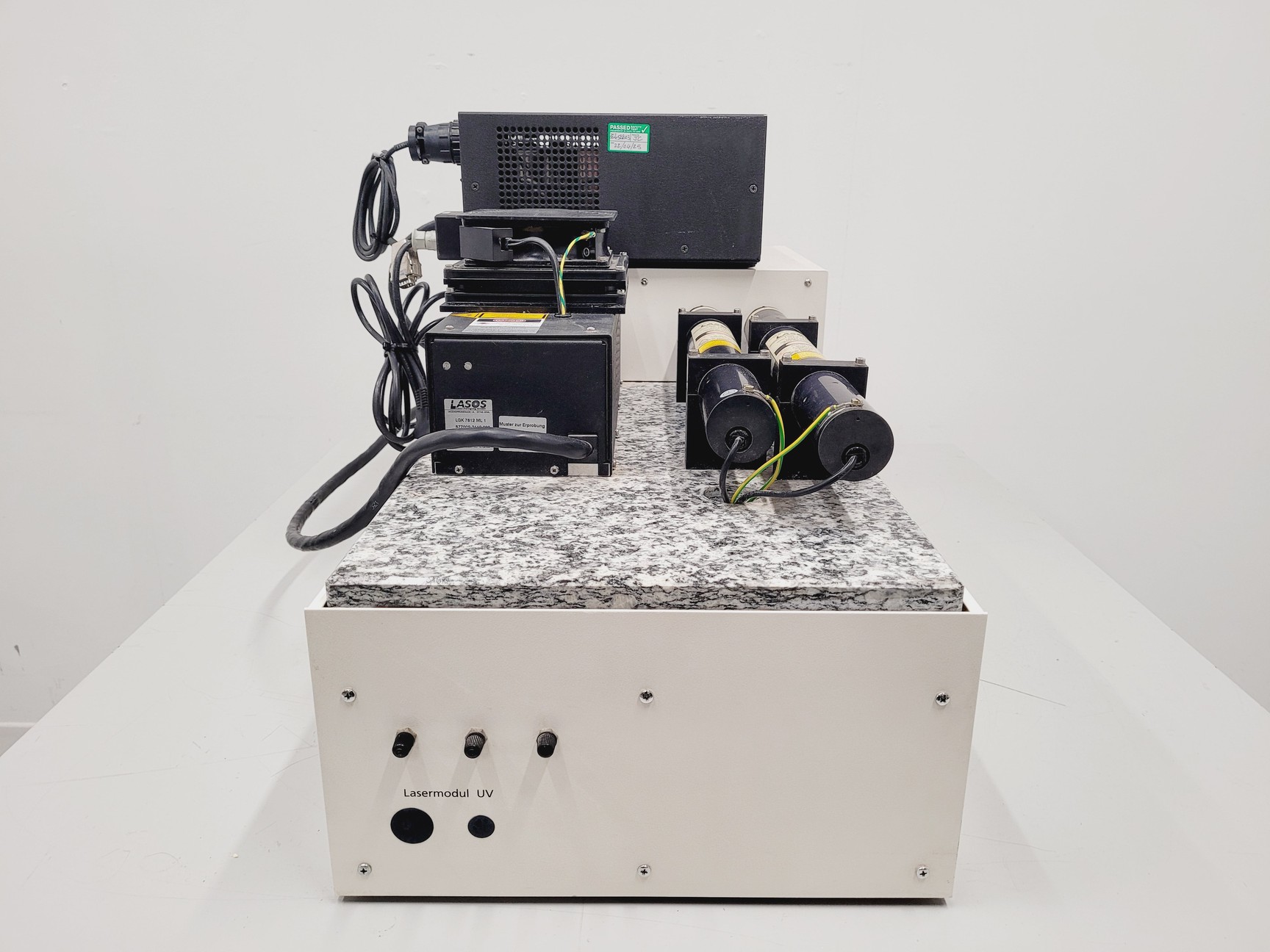Image of Carl Zeiss LSM 5 Laser Module with 2 Lasos LGK lasers and Controller + PSU