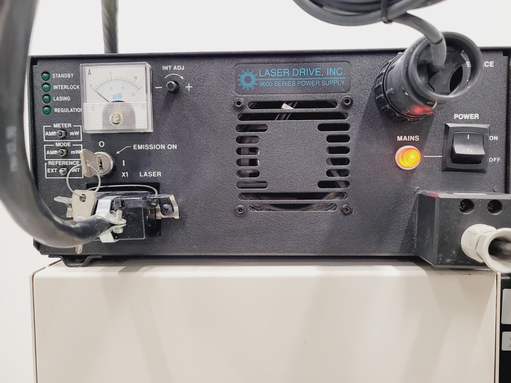 Image of Carl Zeiss LSM 5 Laser Module with 2 Lasos LGK lasers and Controller + PSU