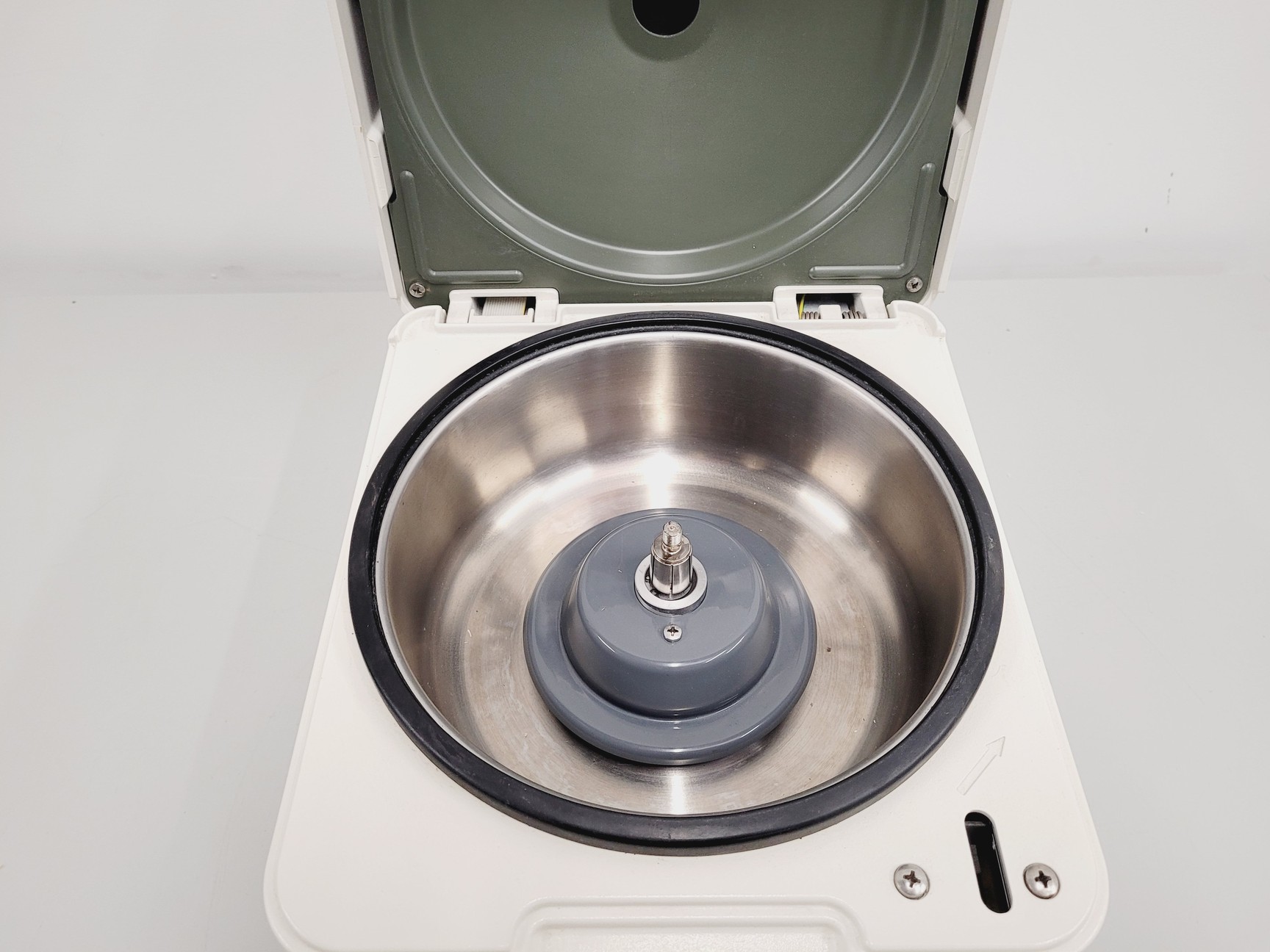Image of  Hettich EBA 30 Bench Centrifuge With Hettich 113 + 8 x 25g Tube Rotor Lab