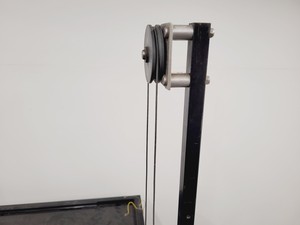 Thumbnail image of Faraday Cage and Active Isolation Table 97 x 73 x 244cm Lab