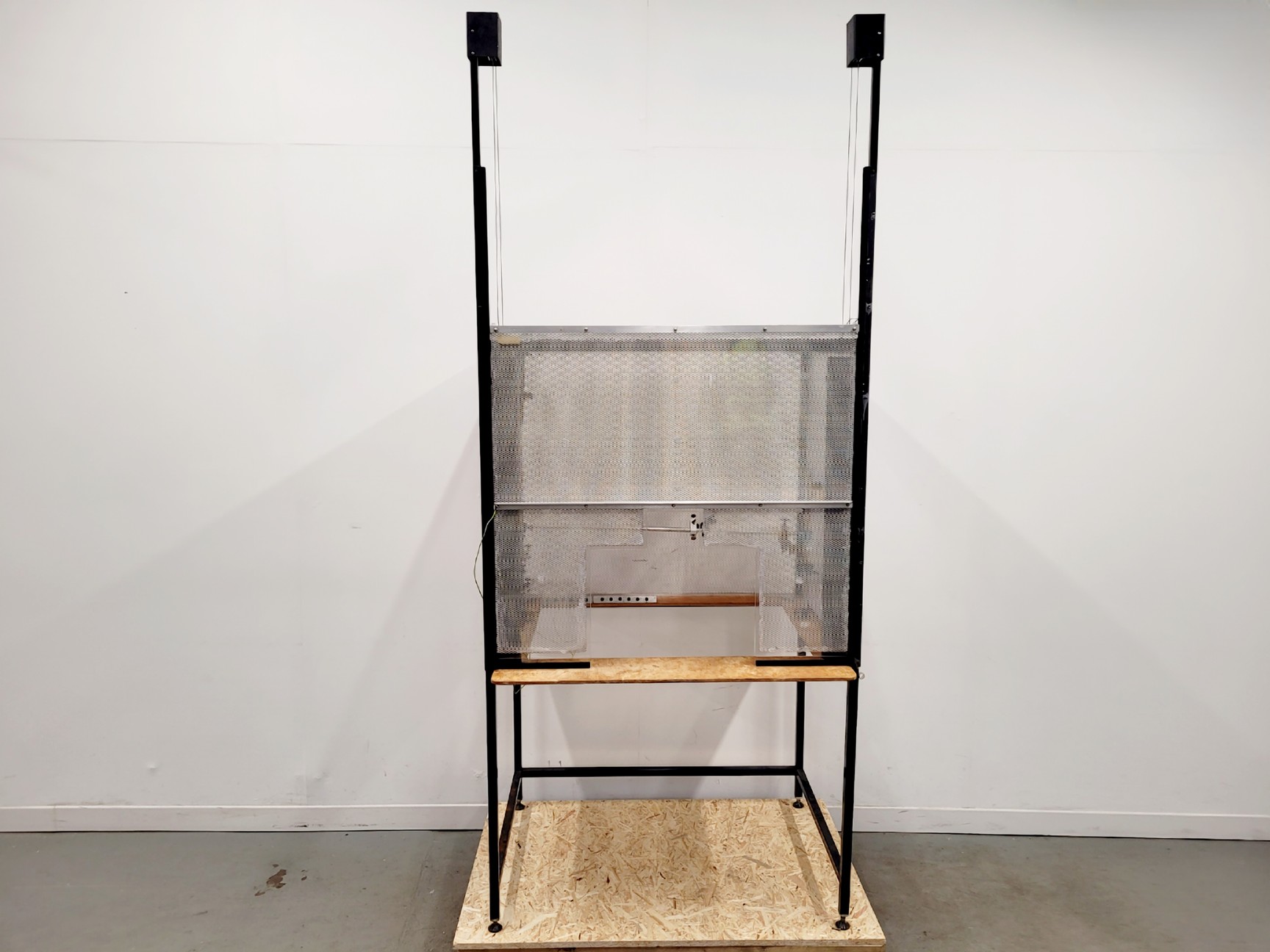 Image of Faraday Cage Enclosure 102 x 83 x 245cm  Lab
