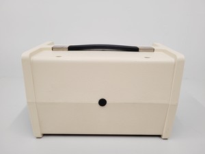 Thumbnail image of Servomex Oxygen Analyser 570A Lab