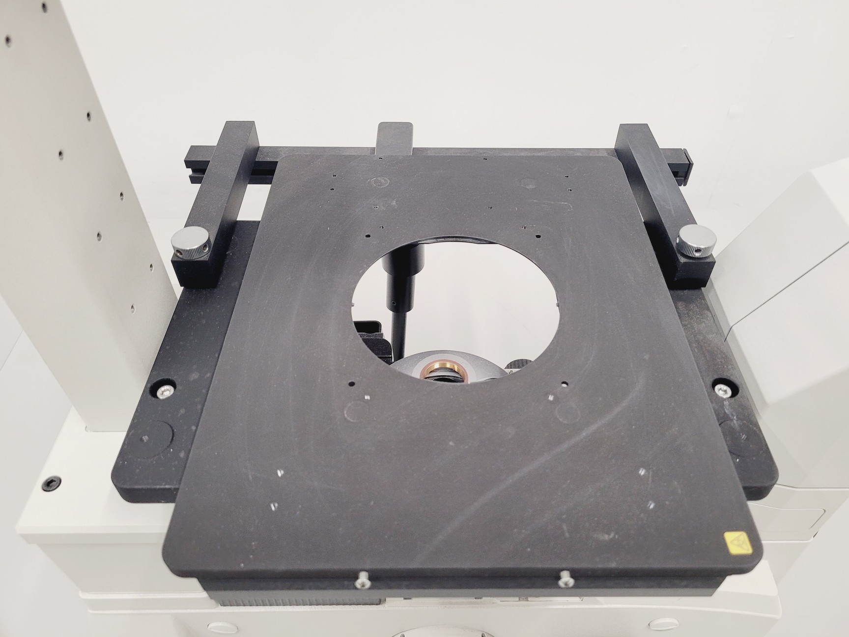 Image of Nikon Eclipse TE 2000-U Inverted Fluorescence Microscope - No Objectives