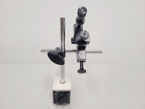 Thumbnail image of Lot of 3 Narishige 3-axis Micromanipulators on Magnetic Stands M153, M152