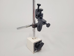 Thumbnail image of Lot of 3 Narishige 3-axis Micromanipulators on Magnetic Stands M153, M152