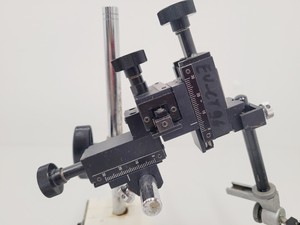 Thumbnail image of Lot of 3 Narishige 3-axis Micromanipulators on Magnetic Stands M153, M152