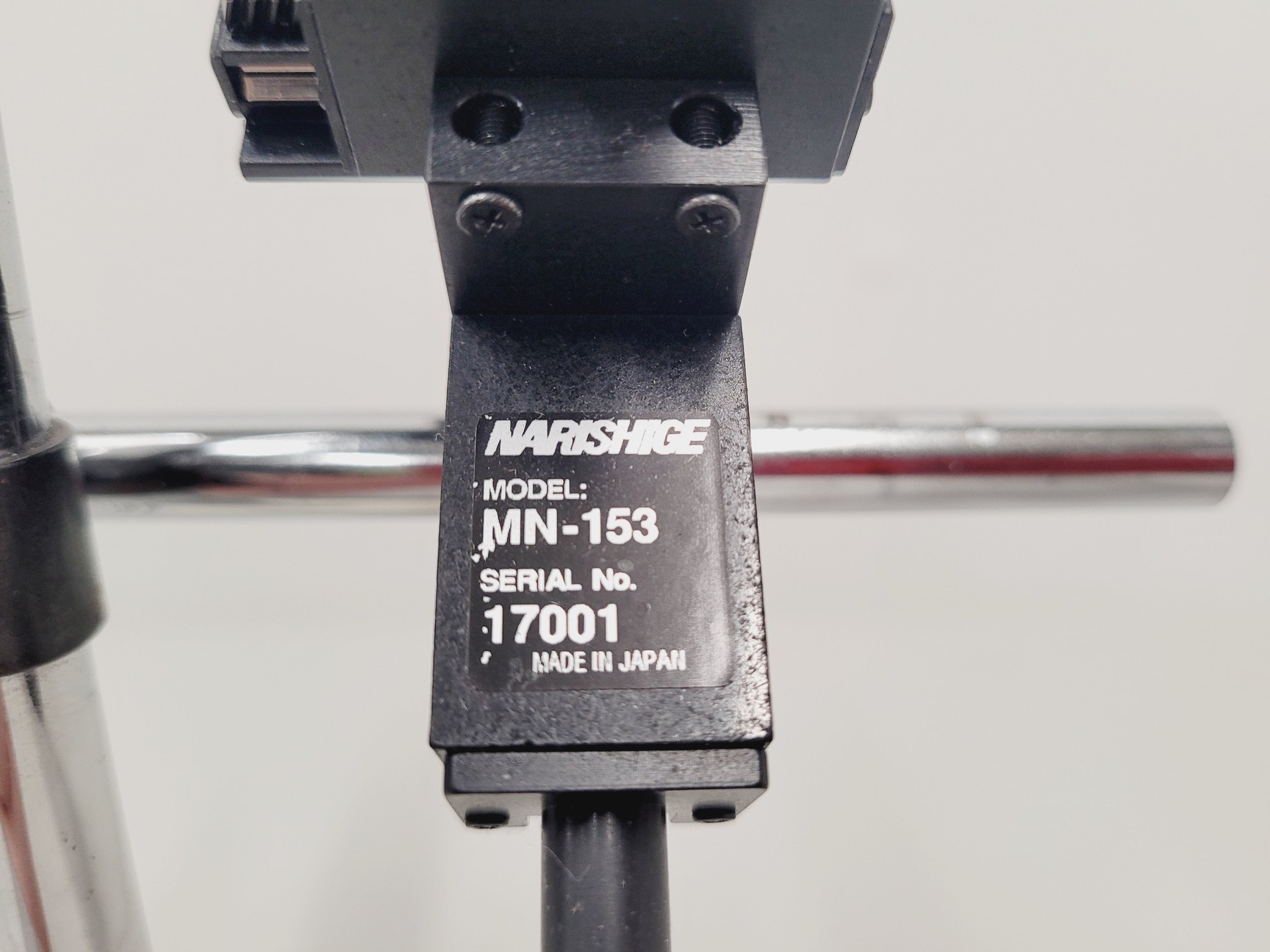 Image of Lot of 3 Narishige 3-axis Micromanipulators on Magnetic Stands M153, M152