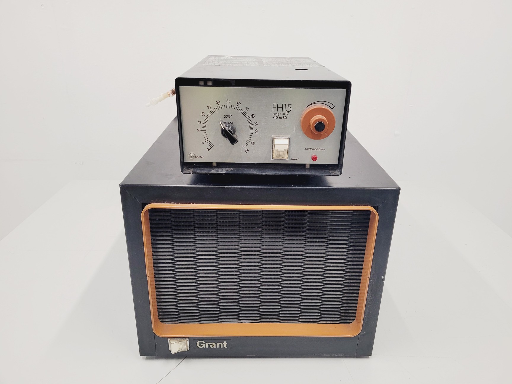 Image of Grant FH15 Flow Heater and FC20 Flow Cooler Lab