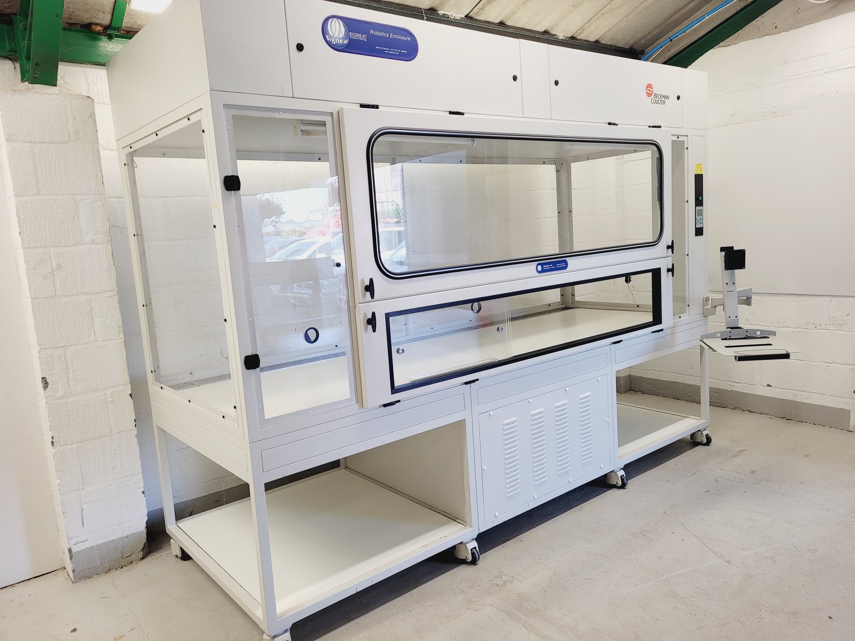 Image of Bigneat Robotics Enclosure Cabinet Class 2 RB3200/01 Lab