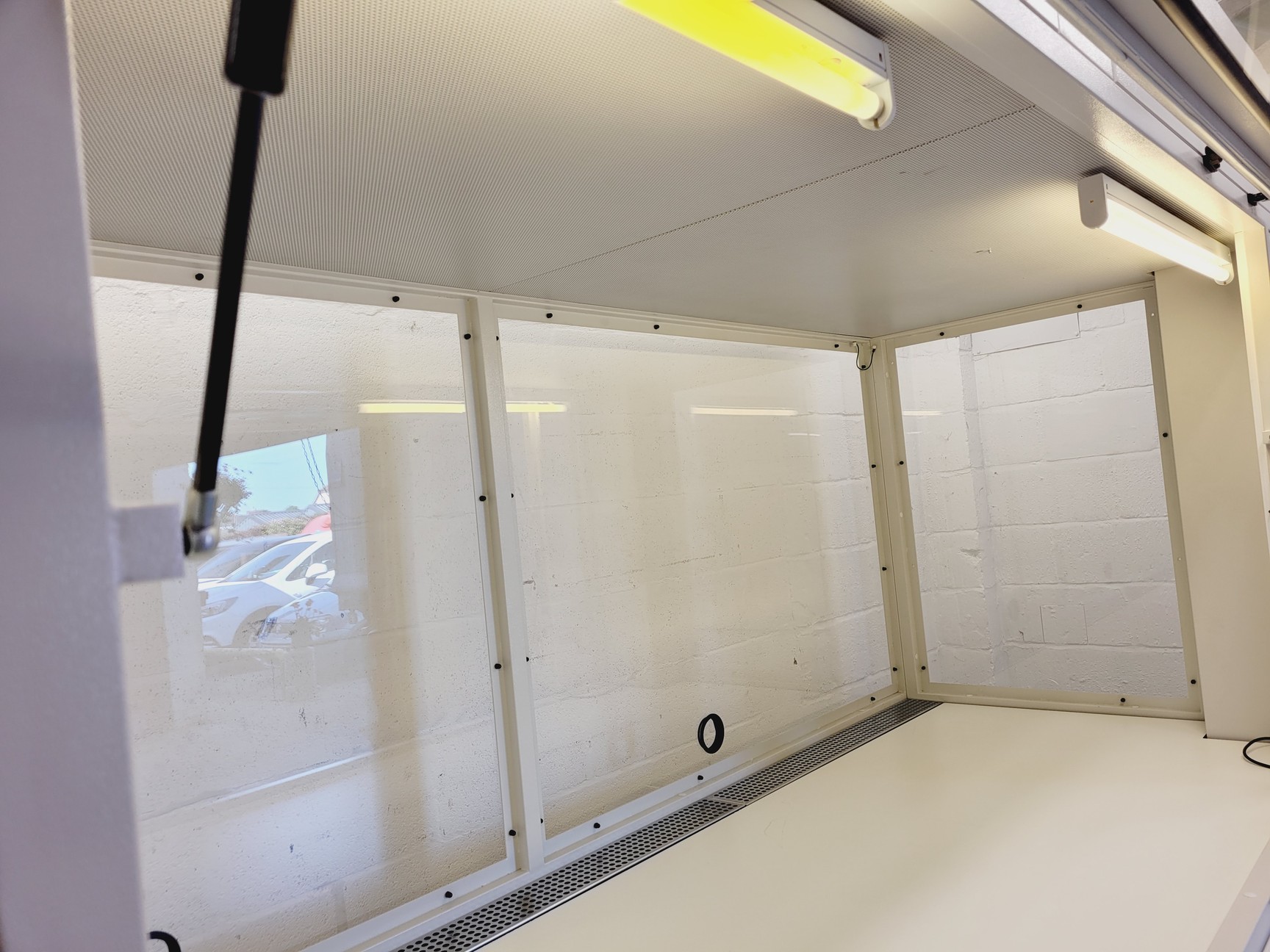 Image of Bigneat Robotics Enclosure Cabinet Class 2 RB3200/01 Lab
