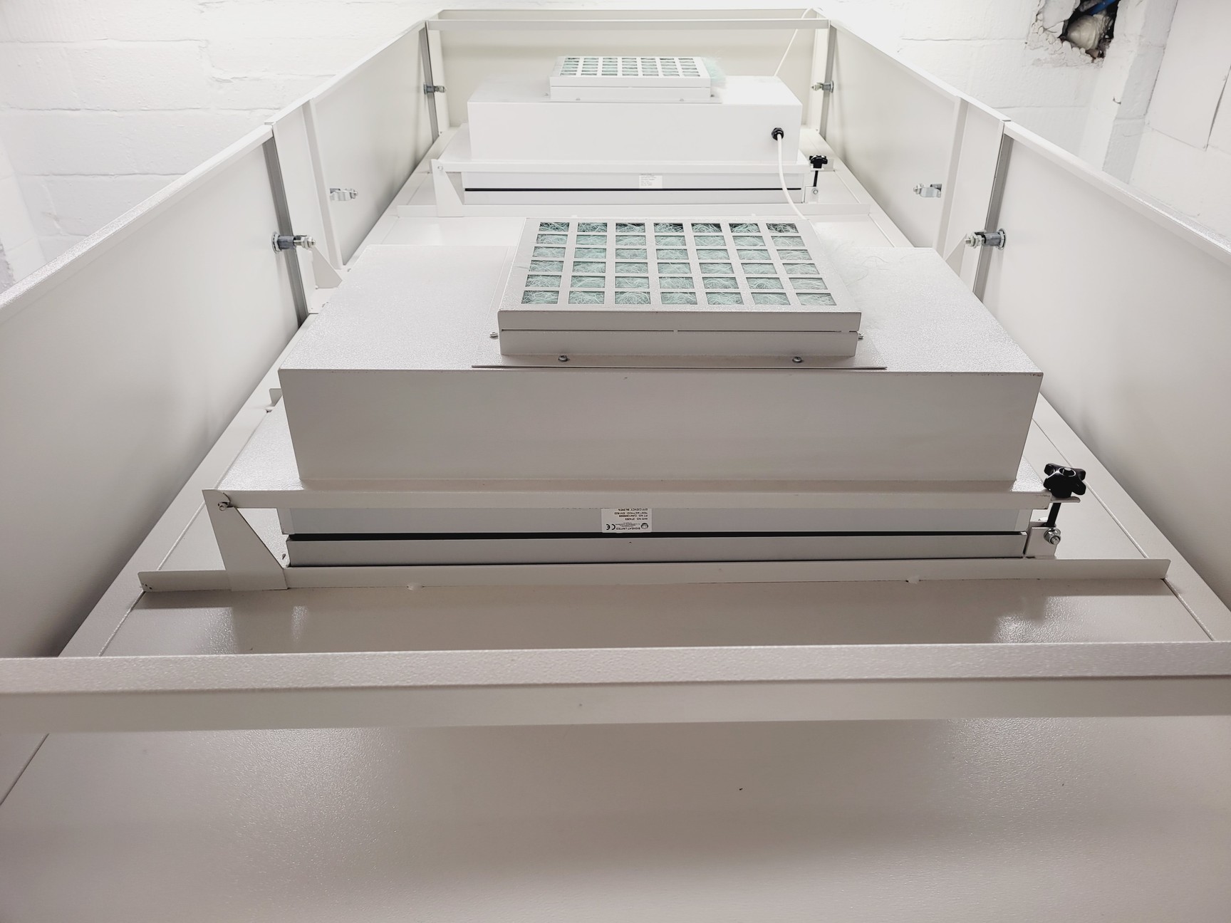 Image of Bigneat Robotics Enclosure Cabinet Class 2 RB3200/01 Lab