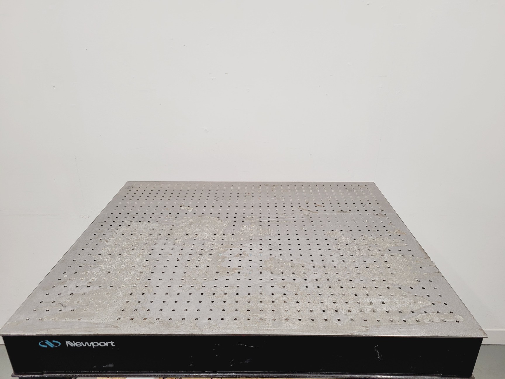 Image of Newport Active Isolation Table 90 x 75cm Model VH3036W-OPT Metric Lab