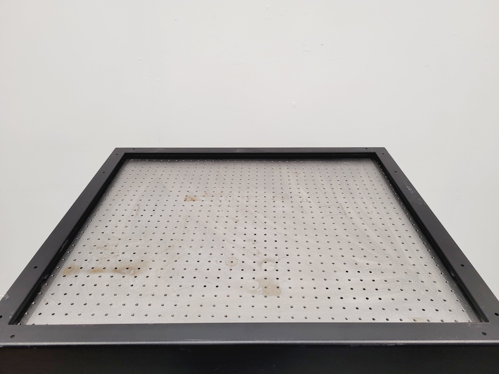 Image of TMC Optics Active Vibration Isolation Table  Model: 63-530 Metric 