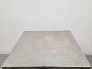 Thumbnail image of TMC Optics Active Vibration Isolation Table Model: 63-530 No Thread