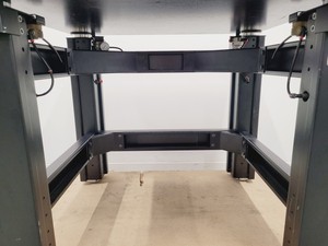 Thumbnail image of TMC Optics Active Vibration Isolation Table Model: 63-530 No Thread