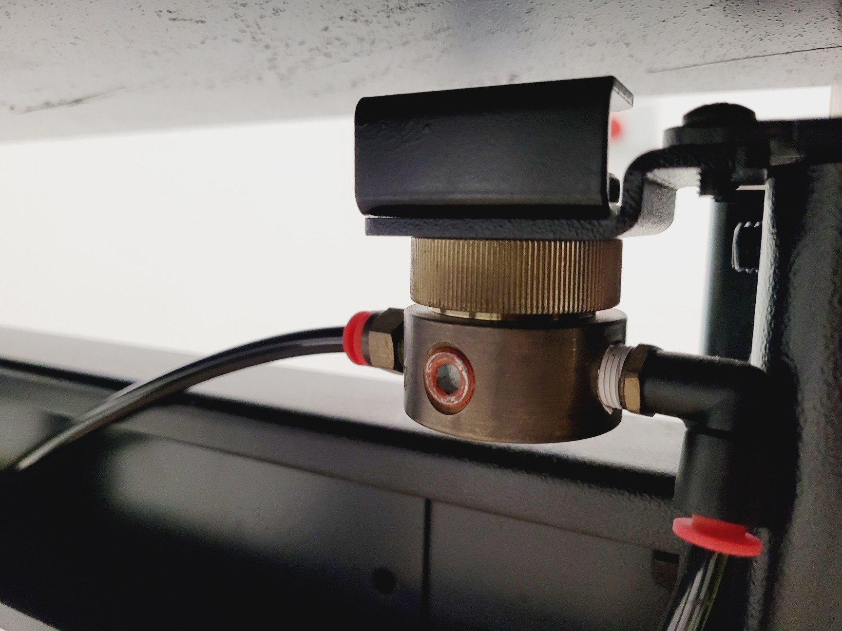Image of TMC Optics Active Vibration Isolation Table Model: 63-530 No Thread