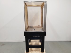 Thumbnail image of TMC Active Vibration Isolation Table  Model: 63-534 With Faraday Cage Metric M6