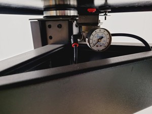 Thumbnail image of TMC Active Vibration Isolation Table  Model: 63-534 With Faraday Cage Metric M6