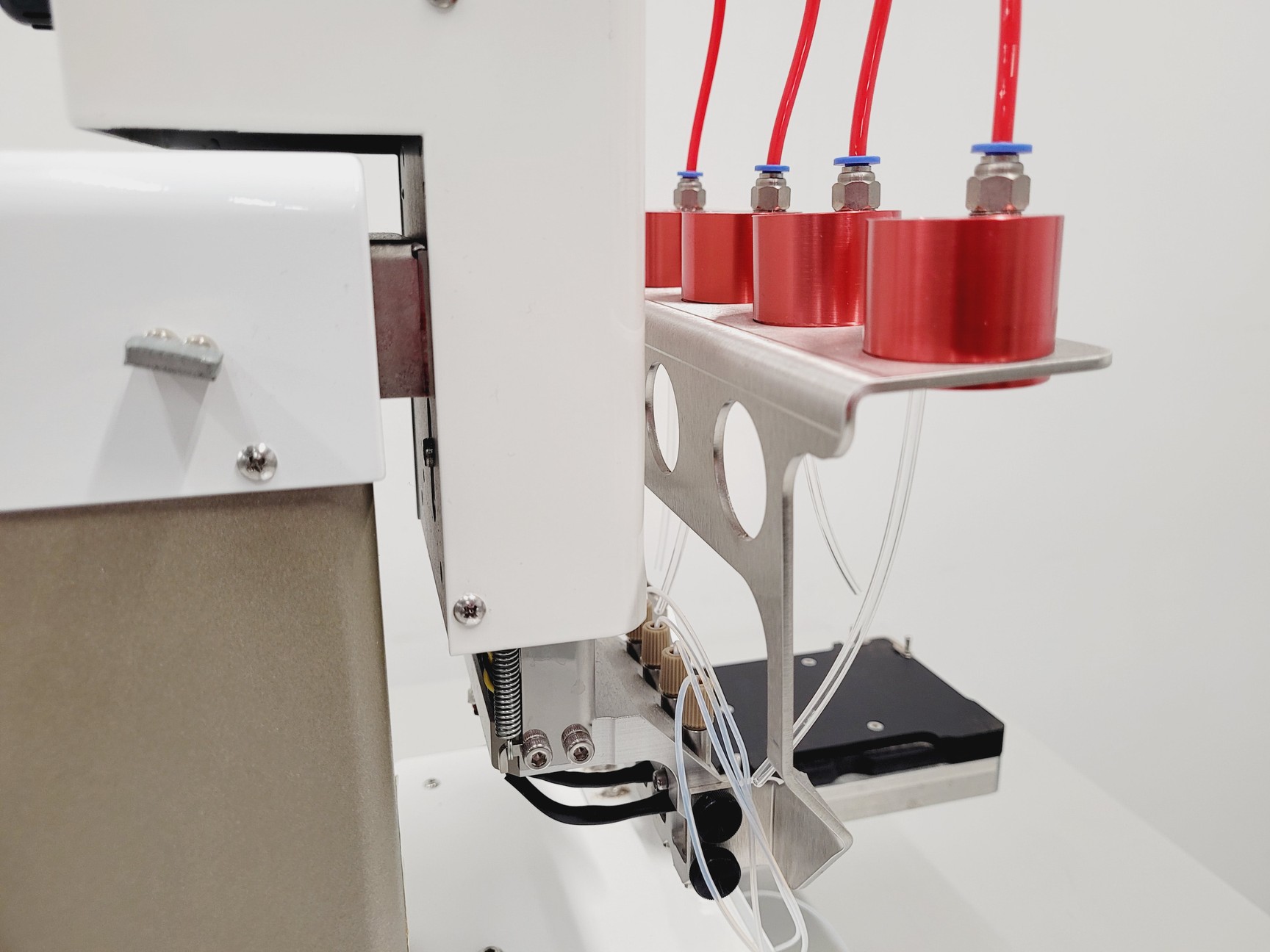 Image of Redd & Whyte Preddator Liquid Robotic Handler Lab - No Software Included