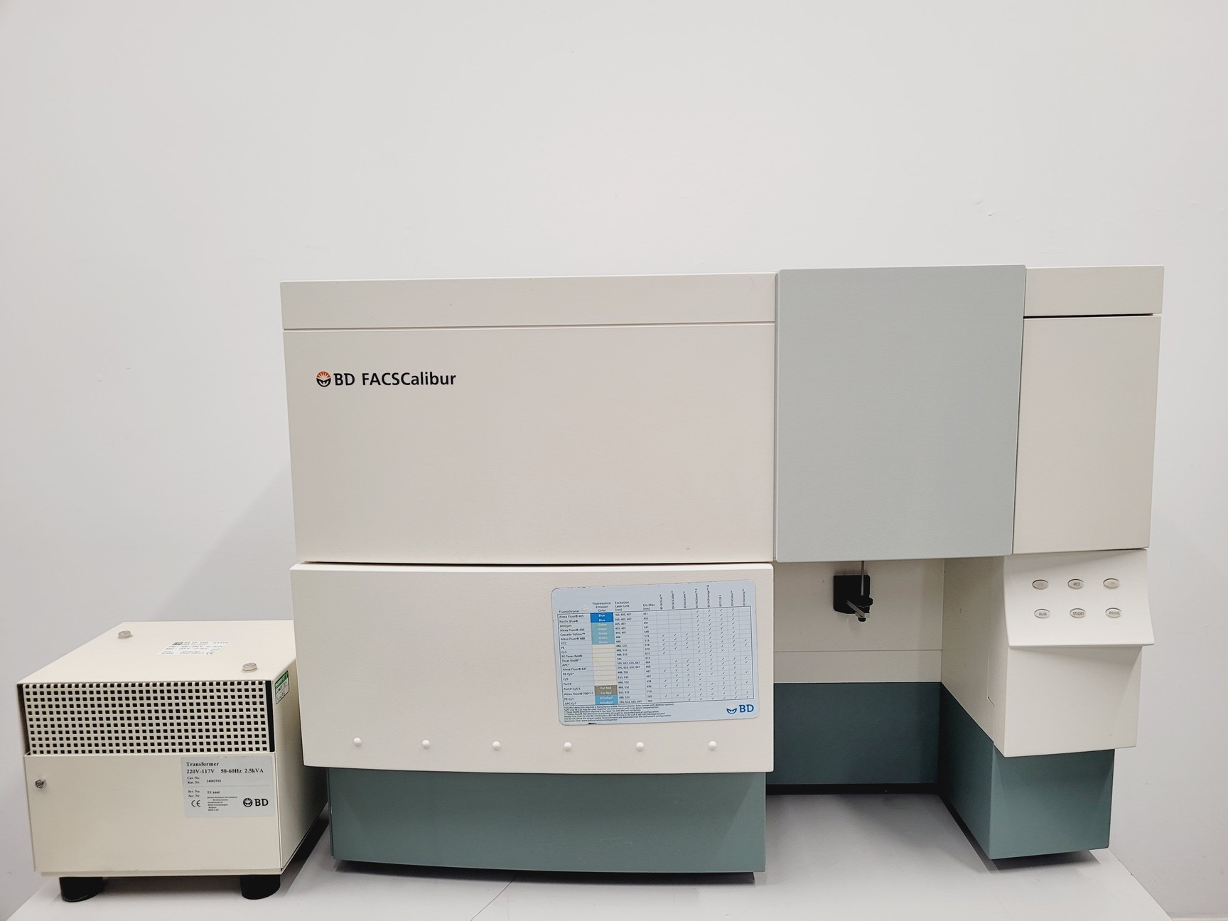Image of BD FACSCalibur Flow Cytometer System with PC, Monitor & Software Lab