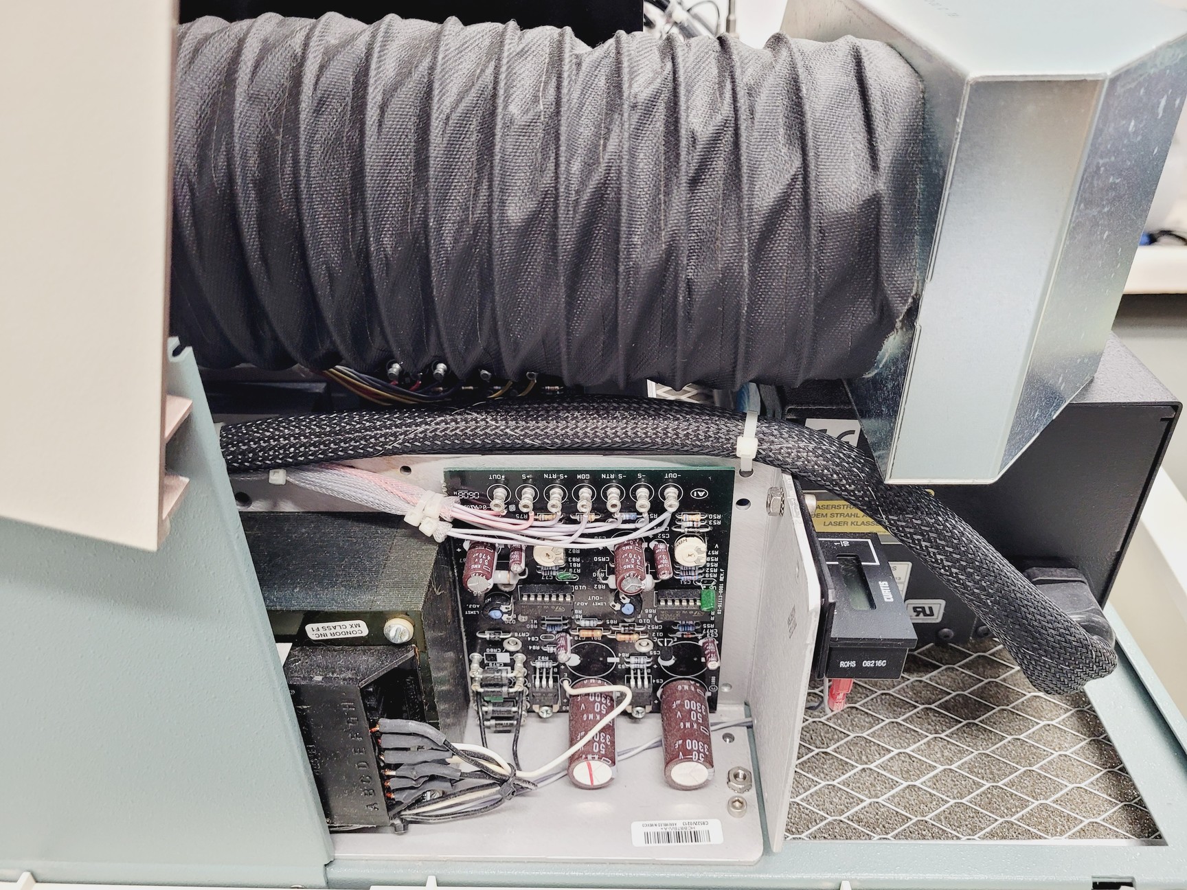 Image of BD FACSCalibur Flow Cytometer With PC and Software