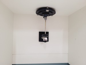 Thumbnail image of BD FACSCalibur Flow Cytometer System with PC, Monitor & Software Lab