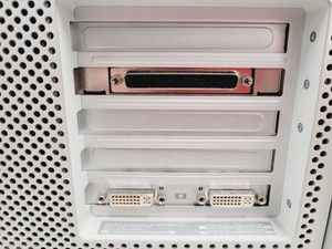 Thumbnail image of BD FACSCalibur Flow Cytometer System with PC, Monitor & Software Lab