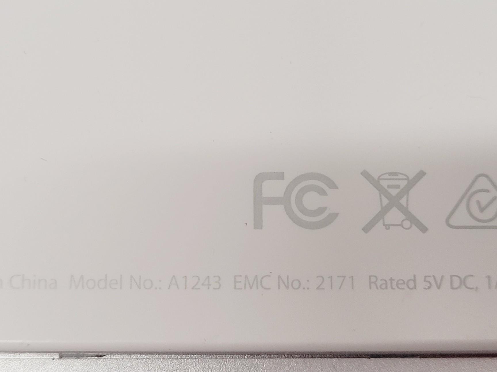 Image of BD FACSCalibur Flow Cytometer System with PC, Monitor & Software Lab