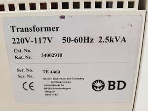 Thumbnail image of BD FACSCalibur Flow Cytometer System with PC, Monitor & Software Lab