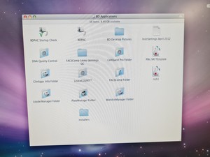 Thumbnail image of BD FACSCalibur Flow Cytometer System with PC, Monitor & Software Lab