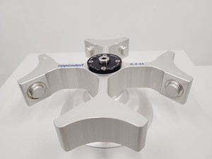 Thumbnail image of Eppendorf 5804 R Benchtop Refrigerated Centrifuge With Rotor
