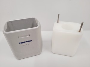 Thumbnail image of Eppendorf 5804 R Benchtop Refrigerated Centrifuge With Rotor