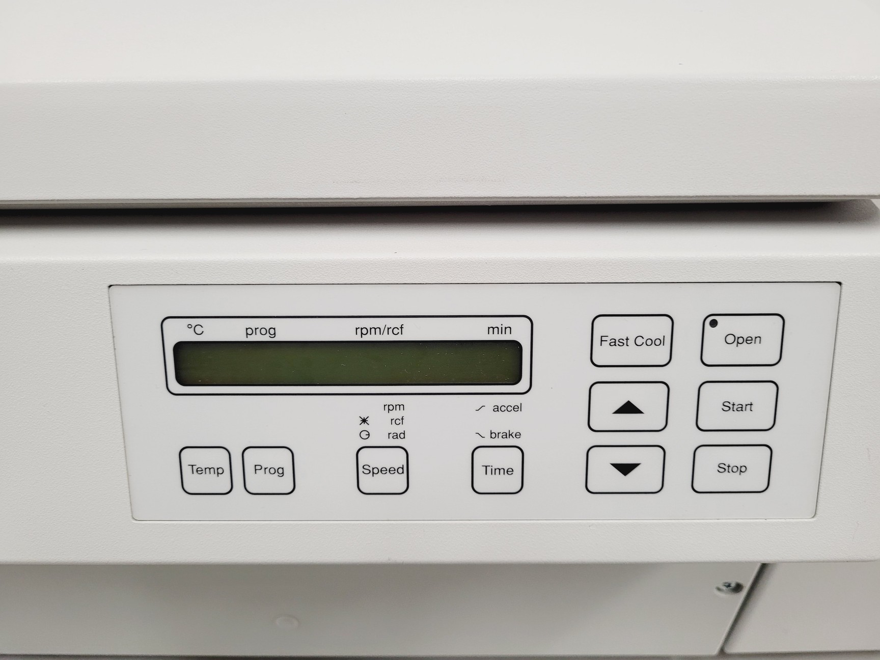 Image of Eppendorf 5804 R Benchtop Refrigerated Centrifuge With Rotor
