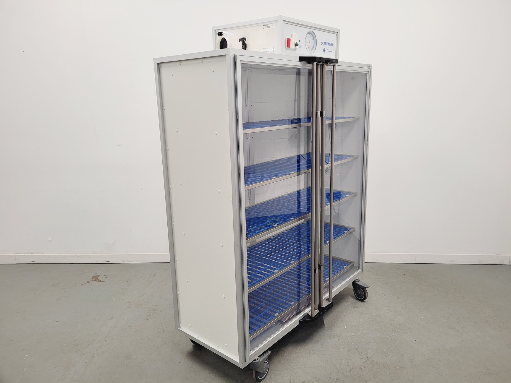 Image of Scanbur Scantainer Cabinet Model 50-SCNT-1-110 - Animal Welfare Lab