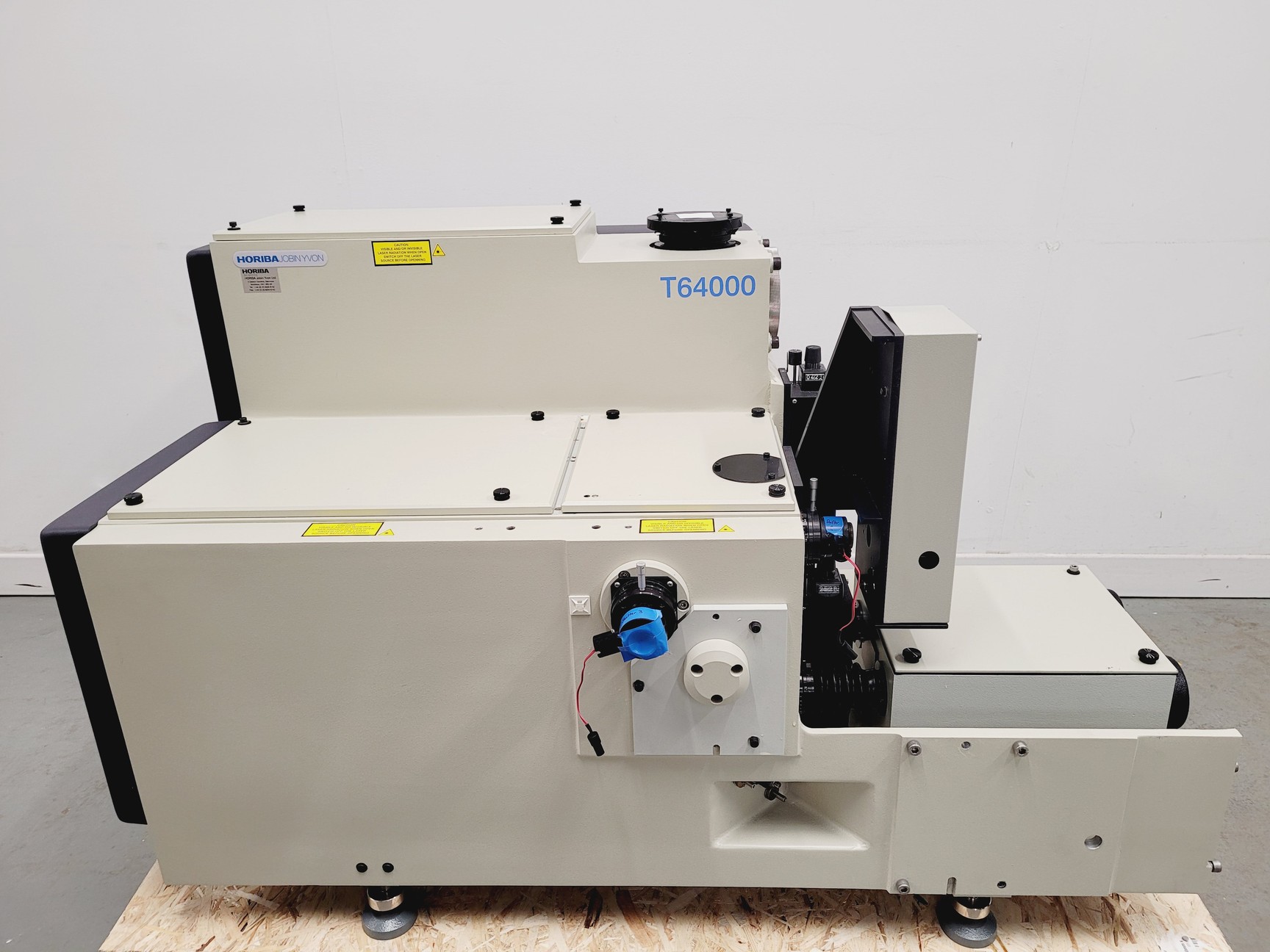 Image of Horiba T64000 Raman Spectrometer System w/ LabSpec Software - Spares/Repair Lab