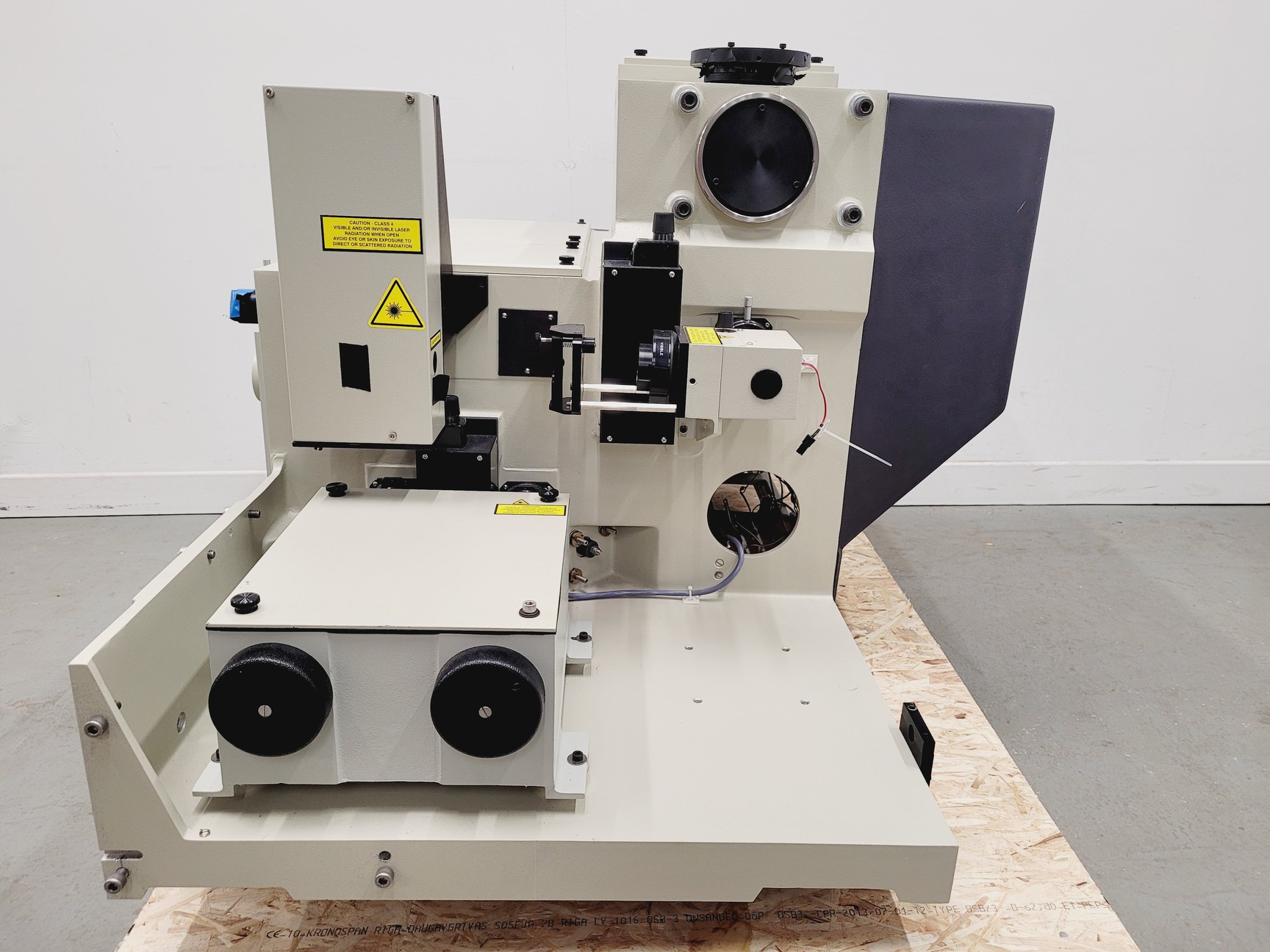 Image of Horiba T64000 Raman Spectrometer System w/ LabSpec Software - Spares/Repair Lab