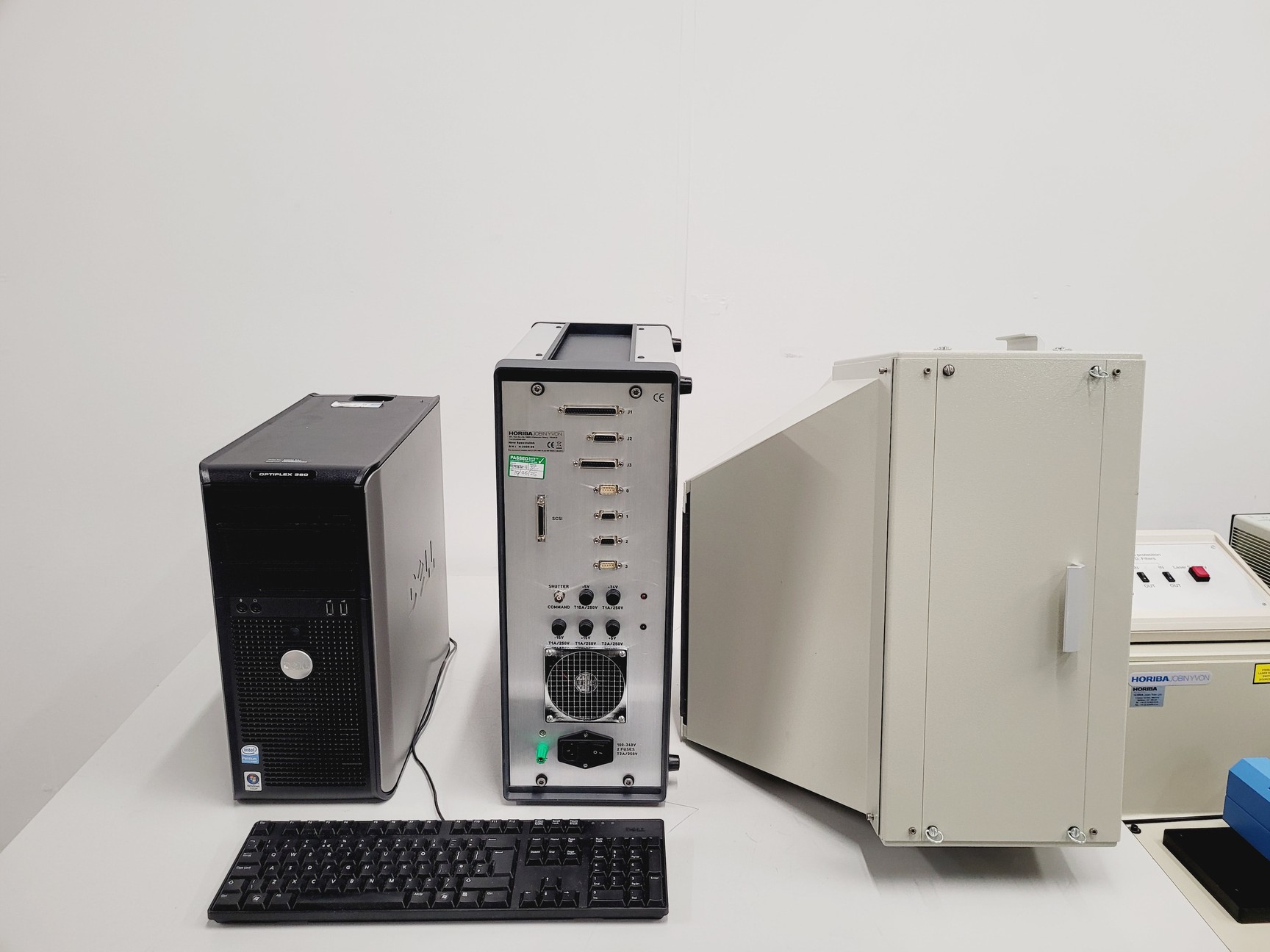 Image of Horiba T64000 Raman Spectrometer System w/ LabSpec Software - Spares/Repair Lab