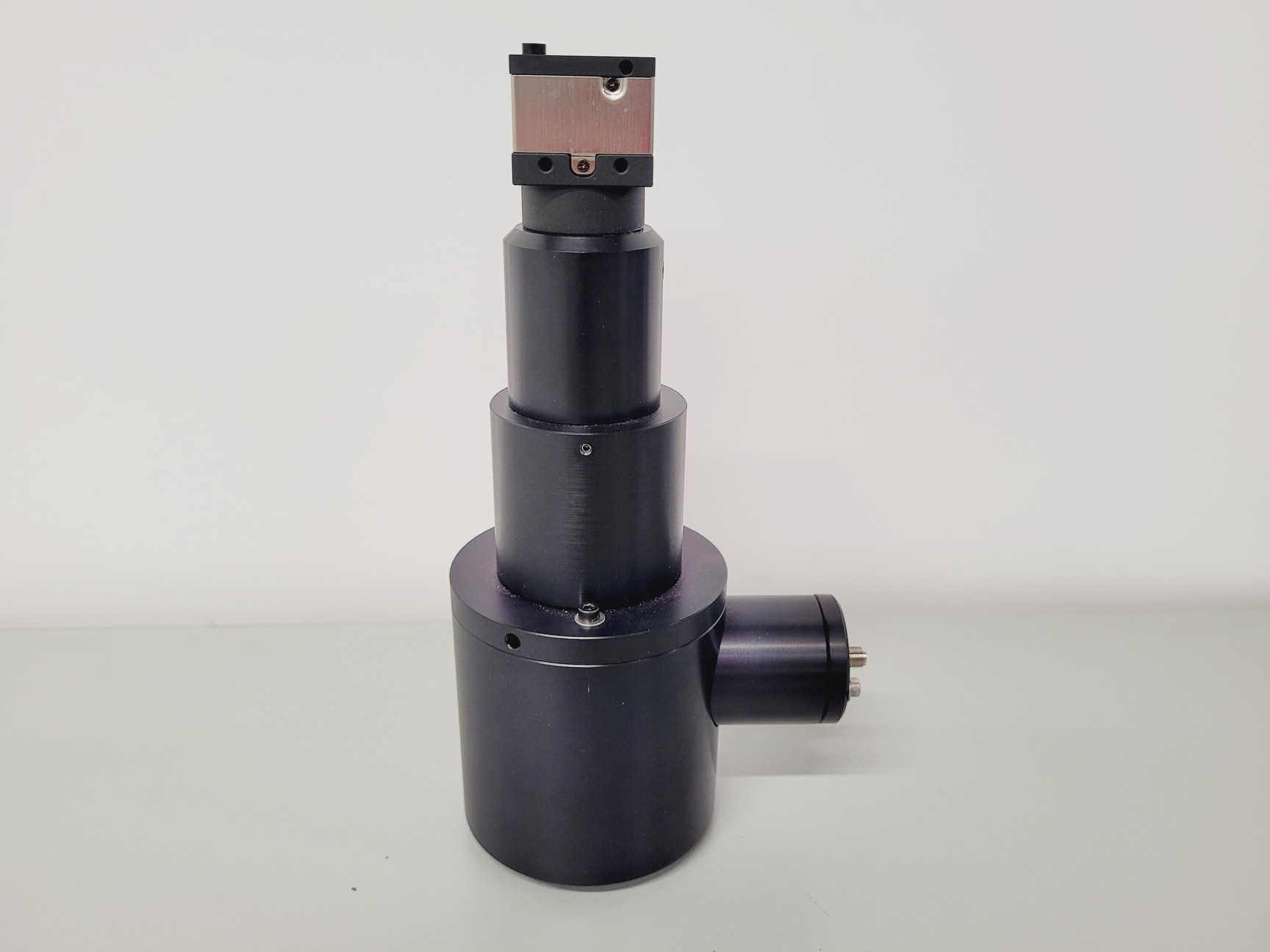 Image of Horiba T64000 Raman Spectrometer System w/ LabSpec Software - Spares/Repair Lab