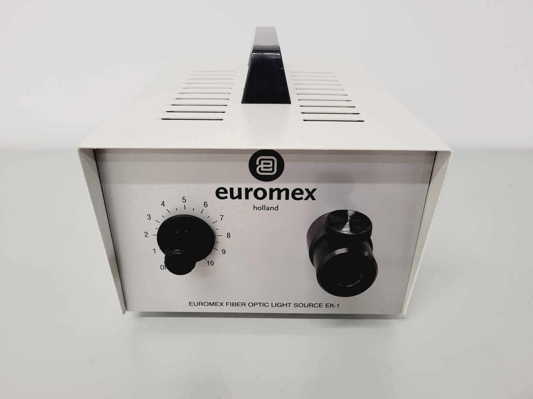 Image of Horiba T64000 Raman Spectrometer System w/ LabSpec Software - Spares/Repair Lab