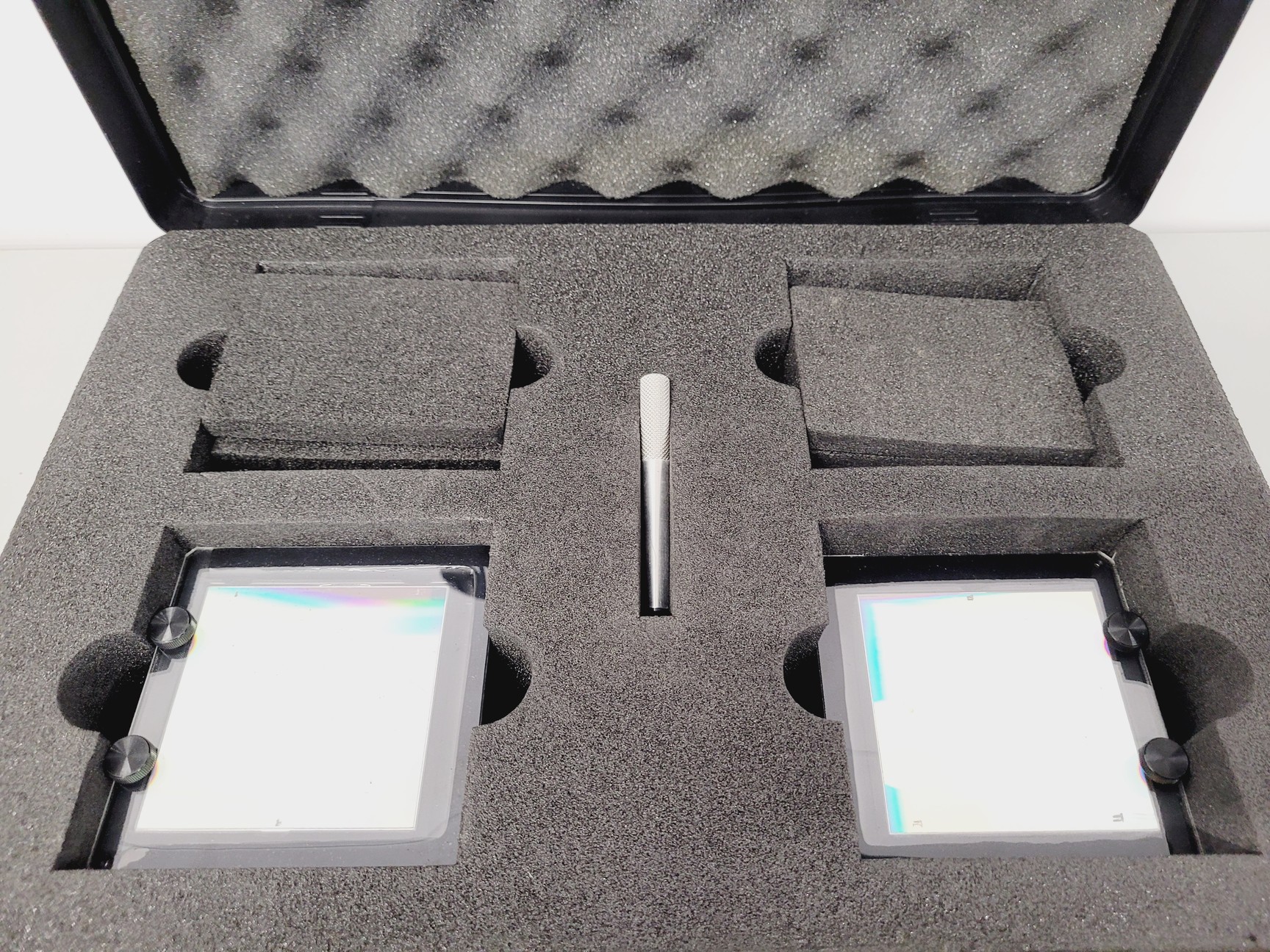 Image of Horiba T64000 Raman Spectrometer System w/ LabSpec Software - Spares/Repair Lab