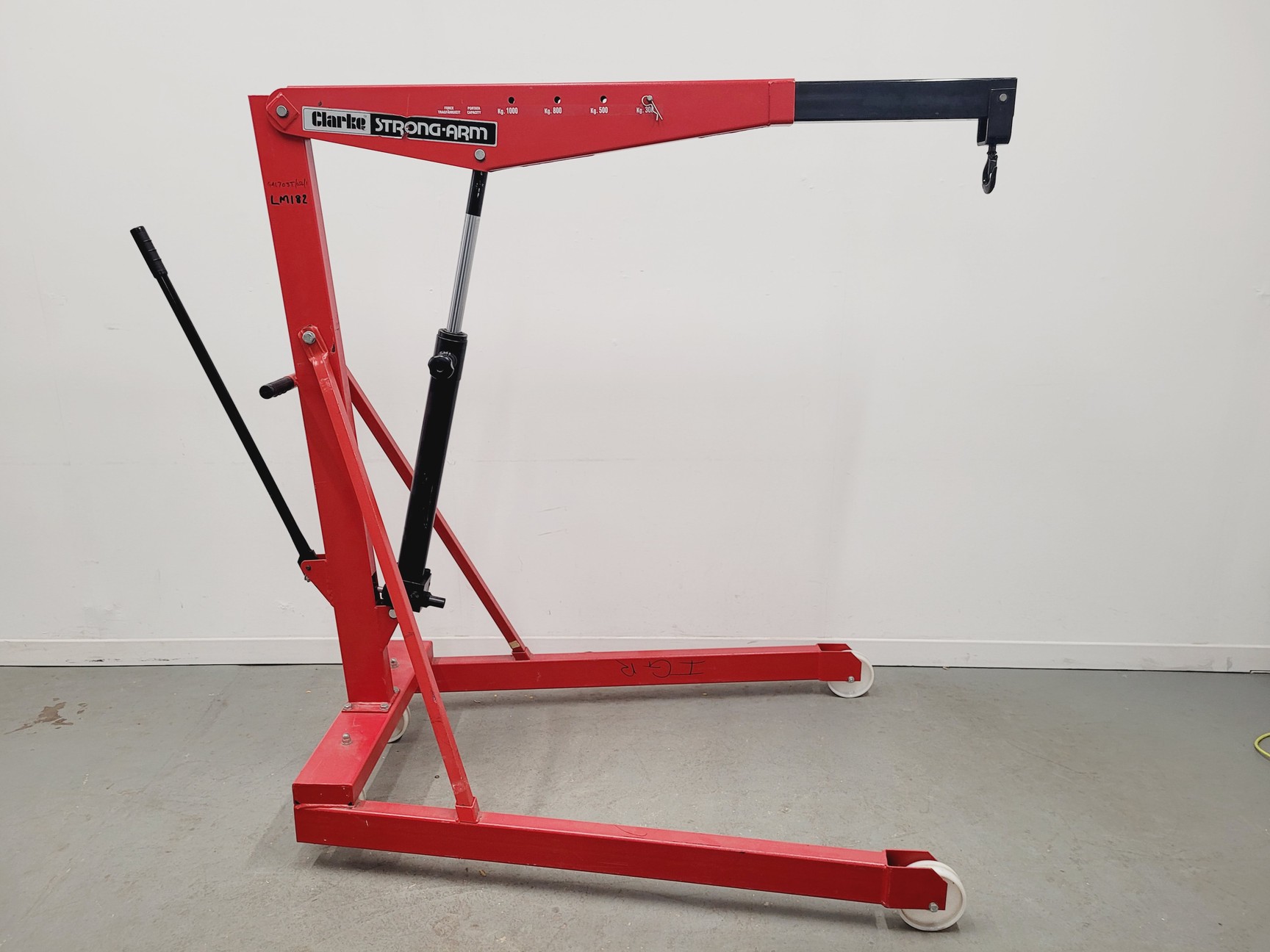Image of Clarke Strong-Arm Model HDC100 Engine Hoist 1000Kg Capacity